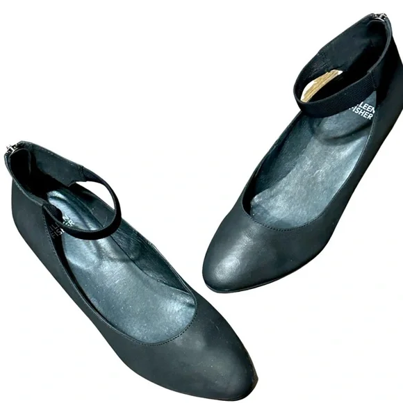 FINAL PRICE Eileen Fisher - Liza Nubuck Leather Ankle Strap Pumps - Black - 9 - Picture 1 of 6